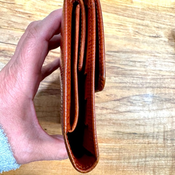 Authentic Vintage Louis Vuitton EPI Leather Long Wallet - Picture 2 of 12